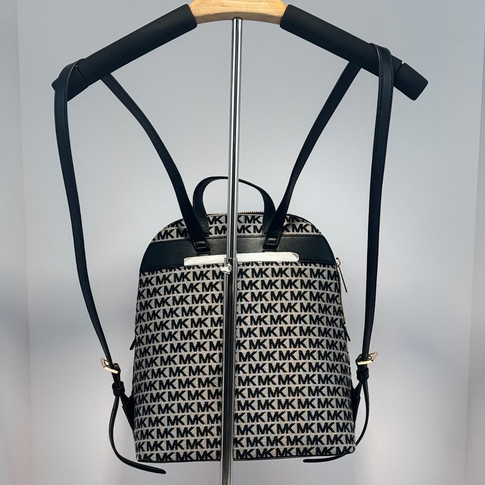 Michael Kors Backpack Cindy~NWT - Picture 4 of 11